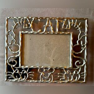 CAT picture frame, made of metal. Cutouts of cat, mouse, fish, and more!